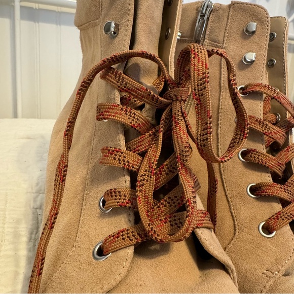 Vince Camuto | Gaviana Leather Lace-Up Ankle Boots - Picture 4 of 8